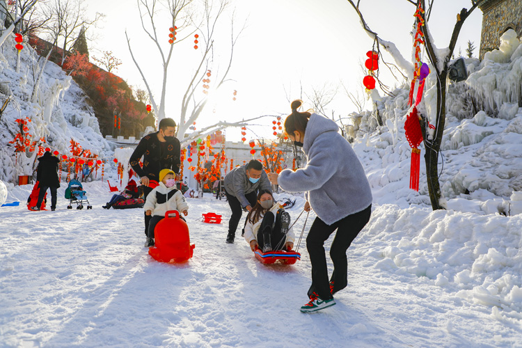【新春走基層】慶陽又添一處“冰雪世界”！除了“大”，還有千年古城的奇幻秘境！