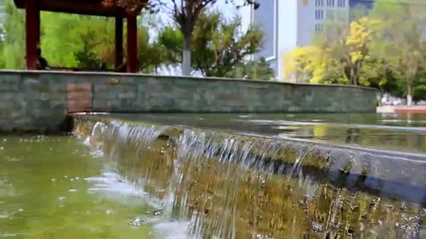 你看這個(gè)環(huán)境就好滴很！