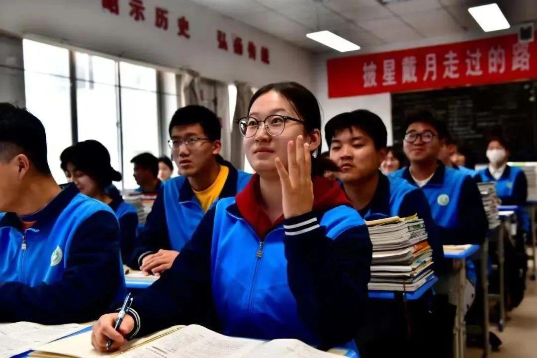 勵志！暖心！寧縣二中“高位截肢”女孩鞏瑜圓夢西北師大