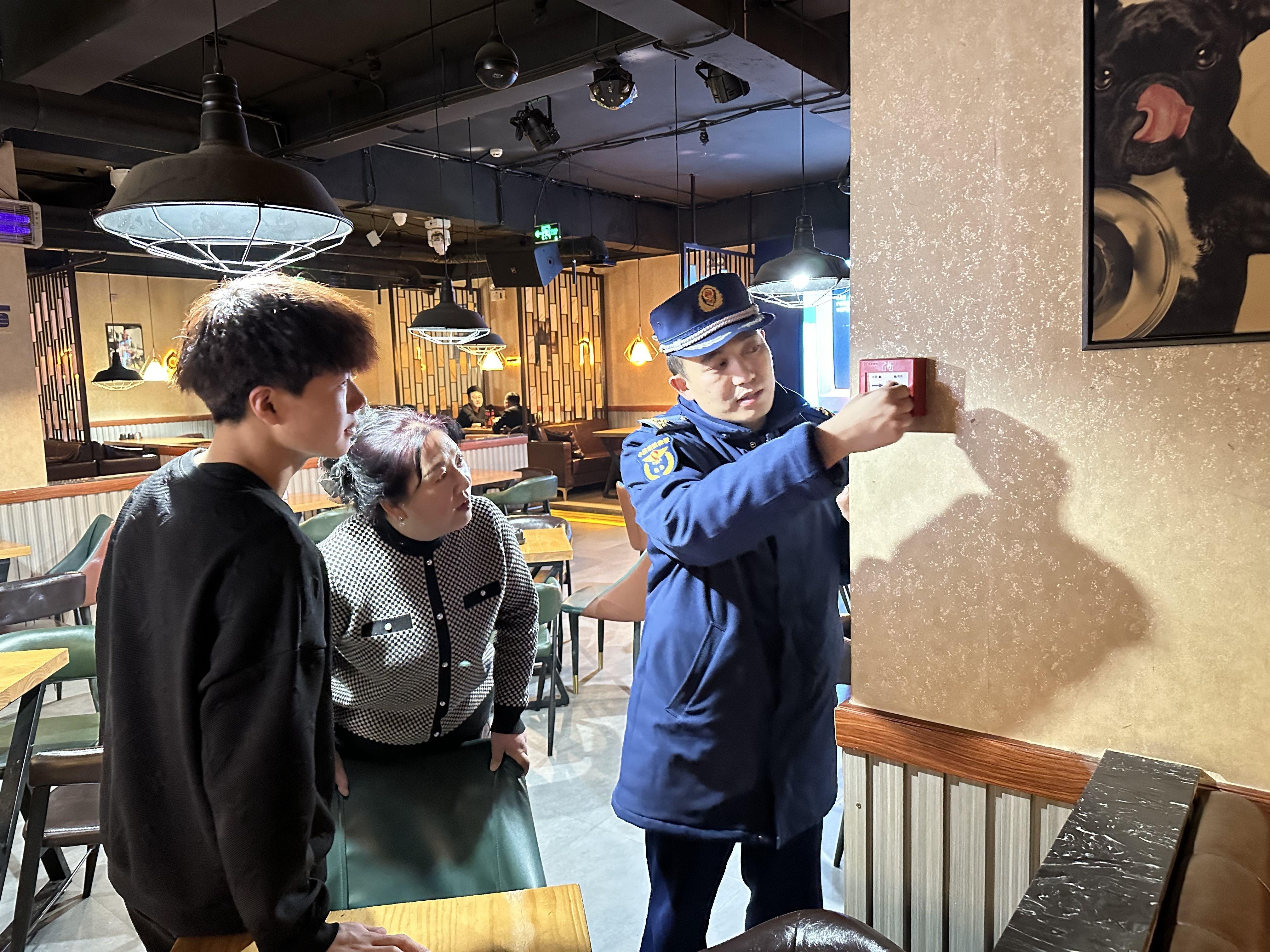 慶陽消防救援部門組織開展元旦節(jié)前消防安全集中錯(cuò)時(shí)夜查行動